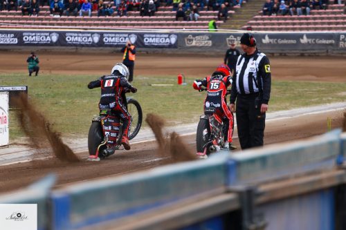 Start Gniezno - AC Landshut