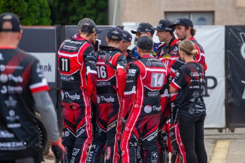 Start Gniezno - Landshut Devils