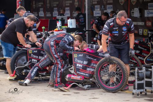 Start Gniezno - Landshut Devils