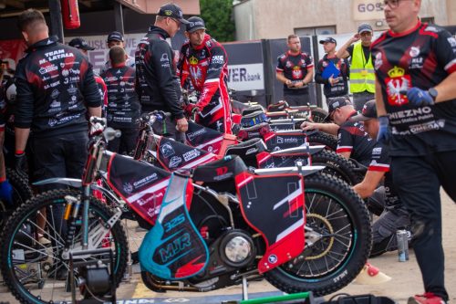 Start Gniezno - Landshut Devils