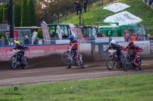 Start Gniezno - Landshut Devils