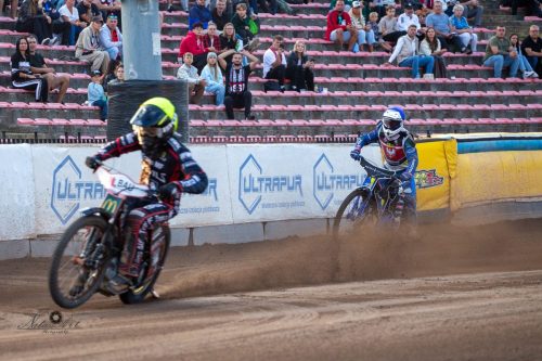 Start Gniezno - Landshut Devils