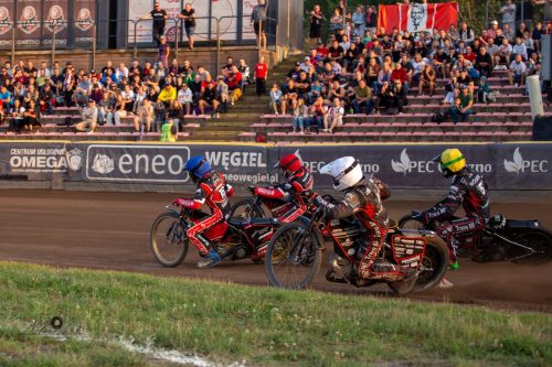 Start Gniezno - Landshut Devils